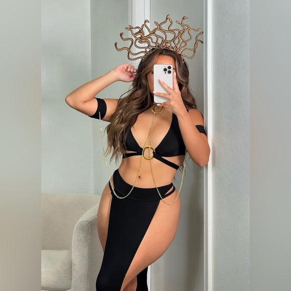 Medusa Black Belly Dancing Skirt Top Arm bands Choker - Picture 3 of 5